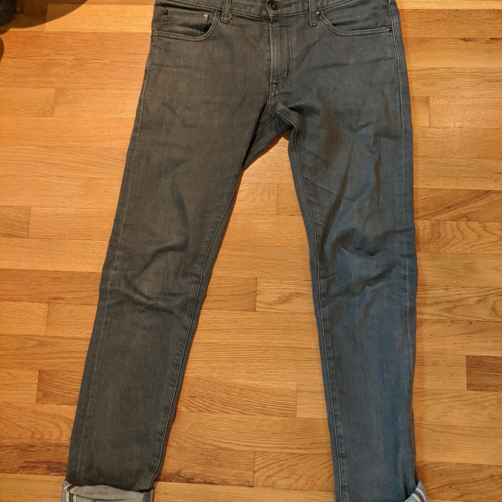 Uniqlo sz 31/32 skinny jeans